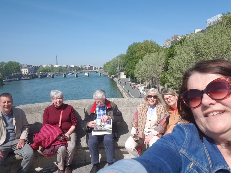 05-sur le Pont Neuf-3 mai 2023.jpg