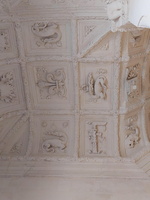 14 - Décorations - la salamandre animal fétiche de François 1er