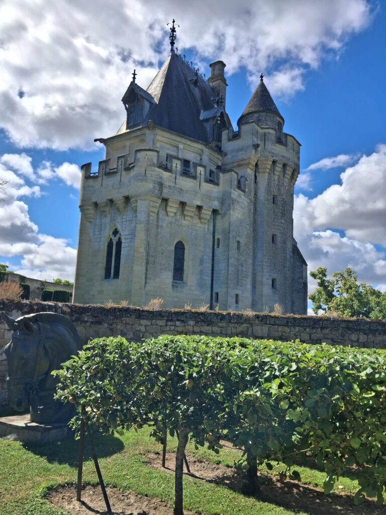 1er juillet 2026 : le club de Soissons en visite au donjon de Vez (Oise)